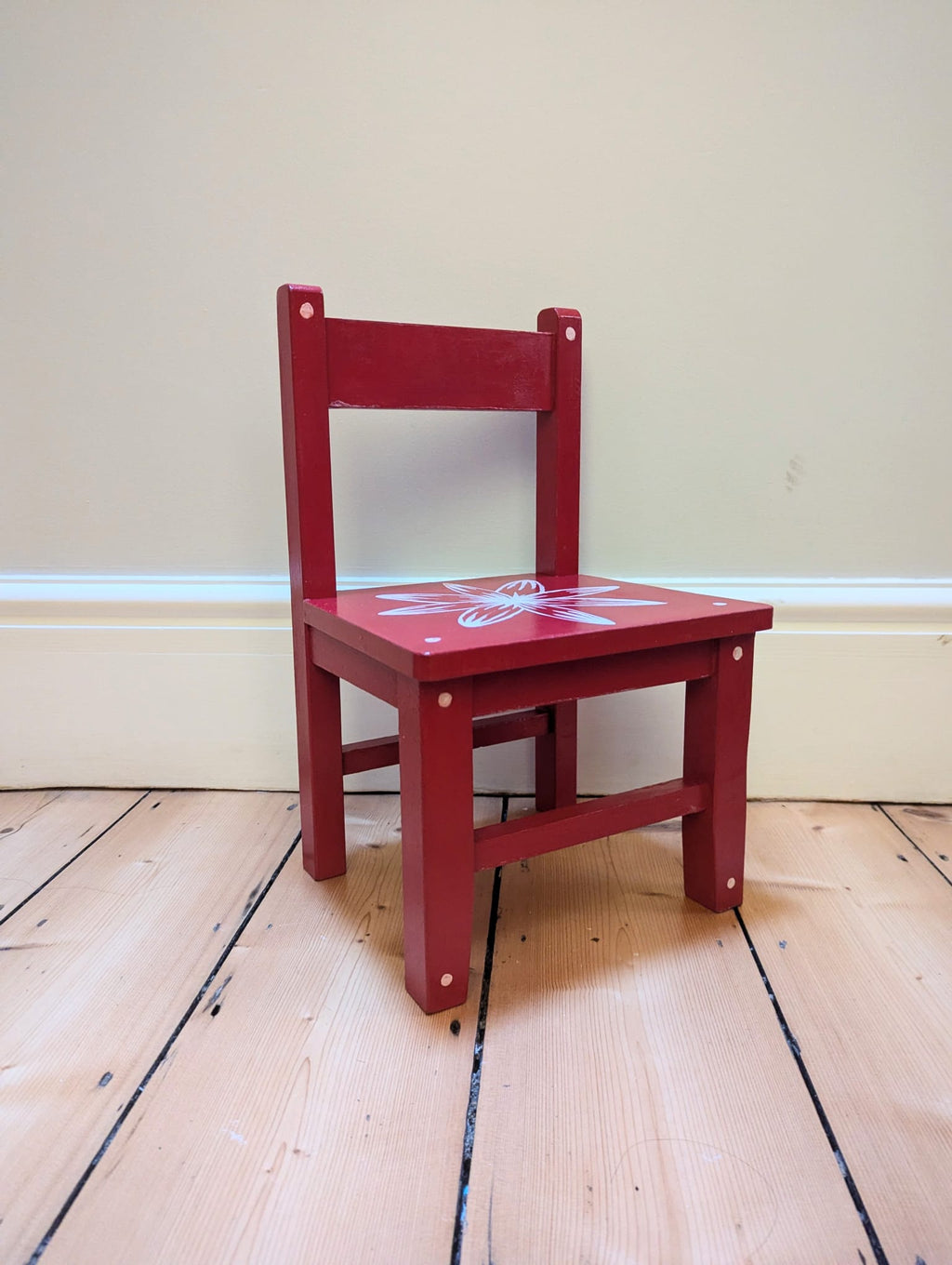 Hand Painted Vintage-Style Red and White Children's Chair (Personalised)